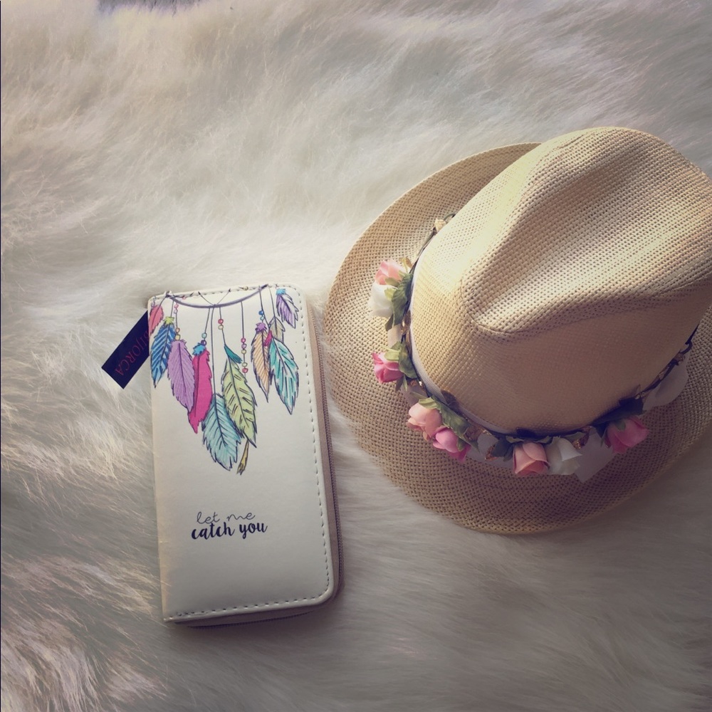 🎉Host Pick!🎉 Dreamcatcher Print Zipper Wallet